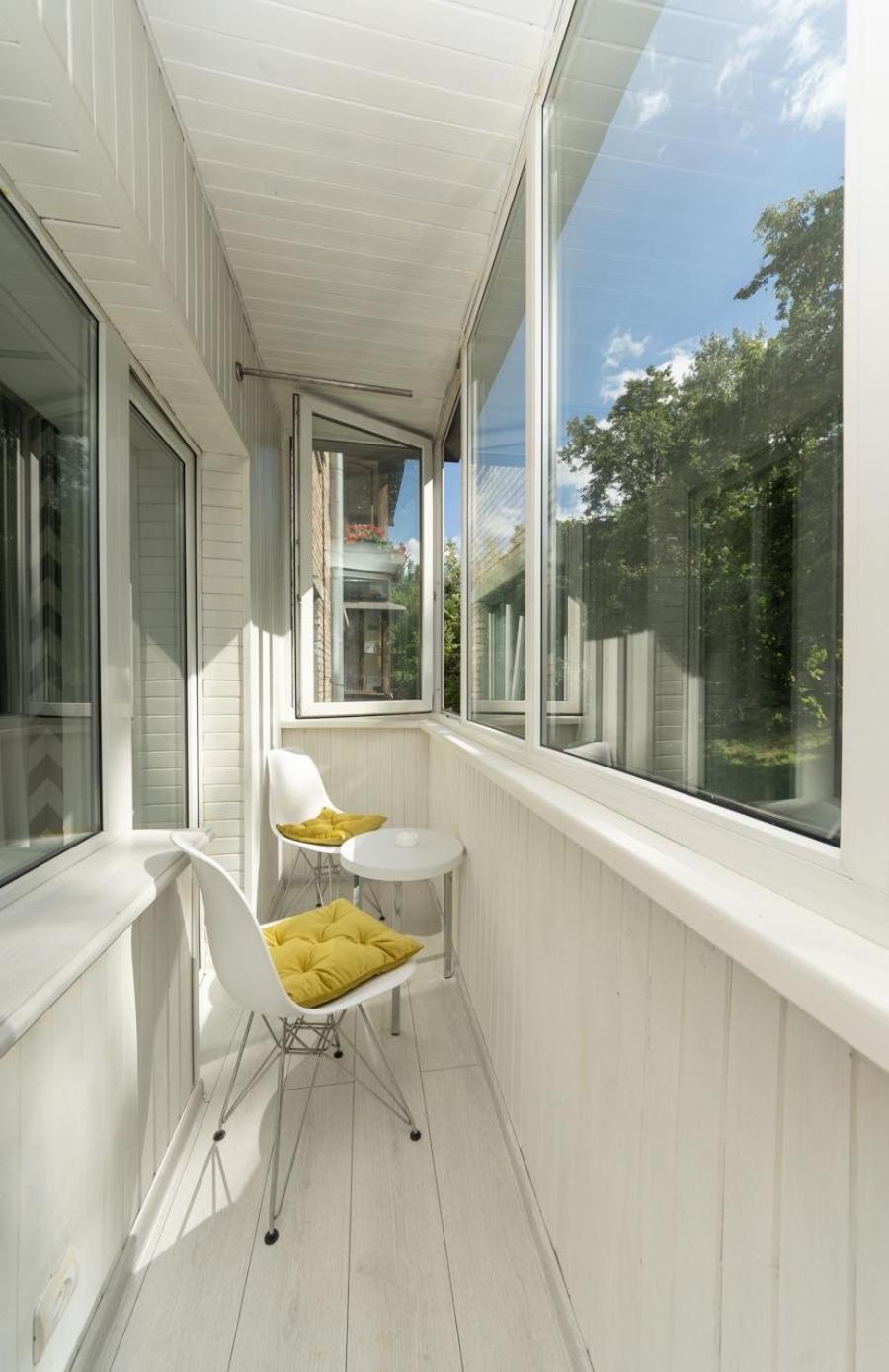 Flat 24 On Lesi Ukrainki 12 With 1 Bedroom Kiev Eksteriør bilde